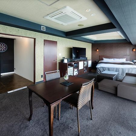 Nagasaki Chapel Coconuts Hotel ＆Resort Isahaya Екстериор снимка