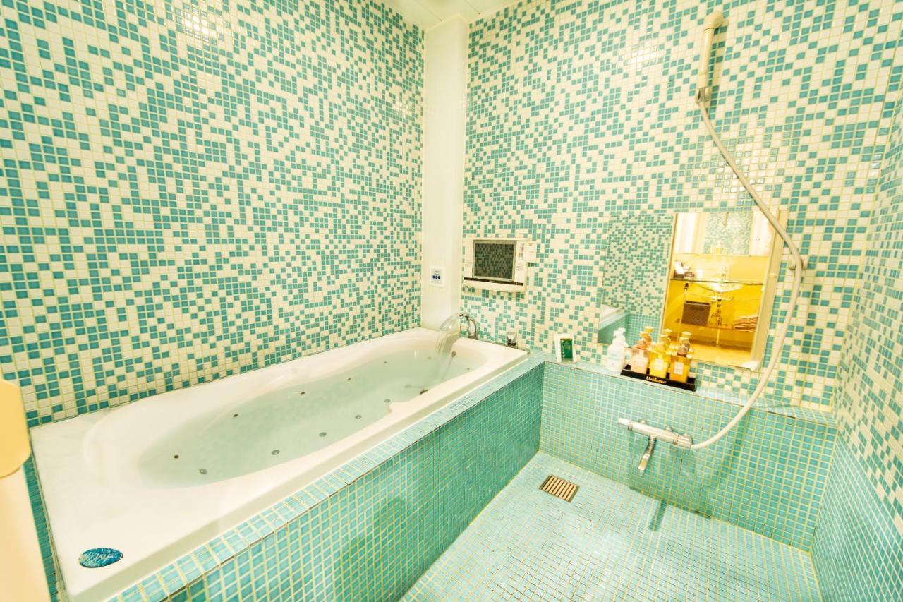 Nagasaki Chapel Coconuts Hotel ＆Resort Isahaya Екстериор снимка
