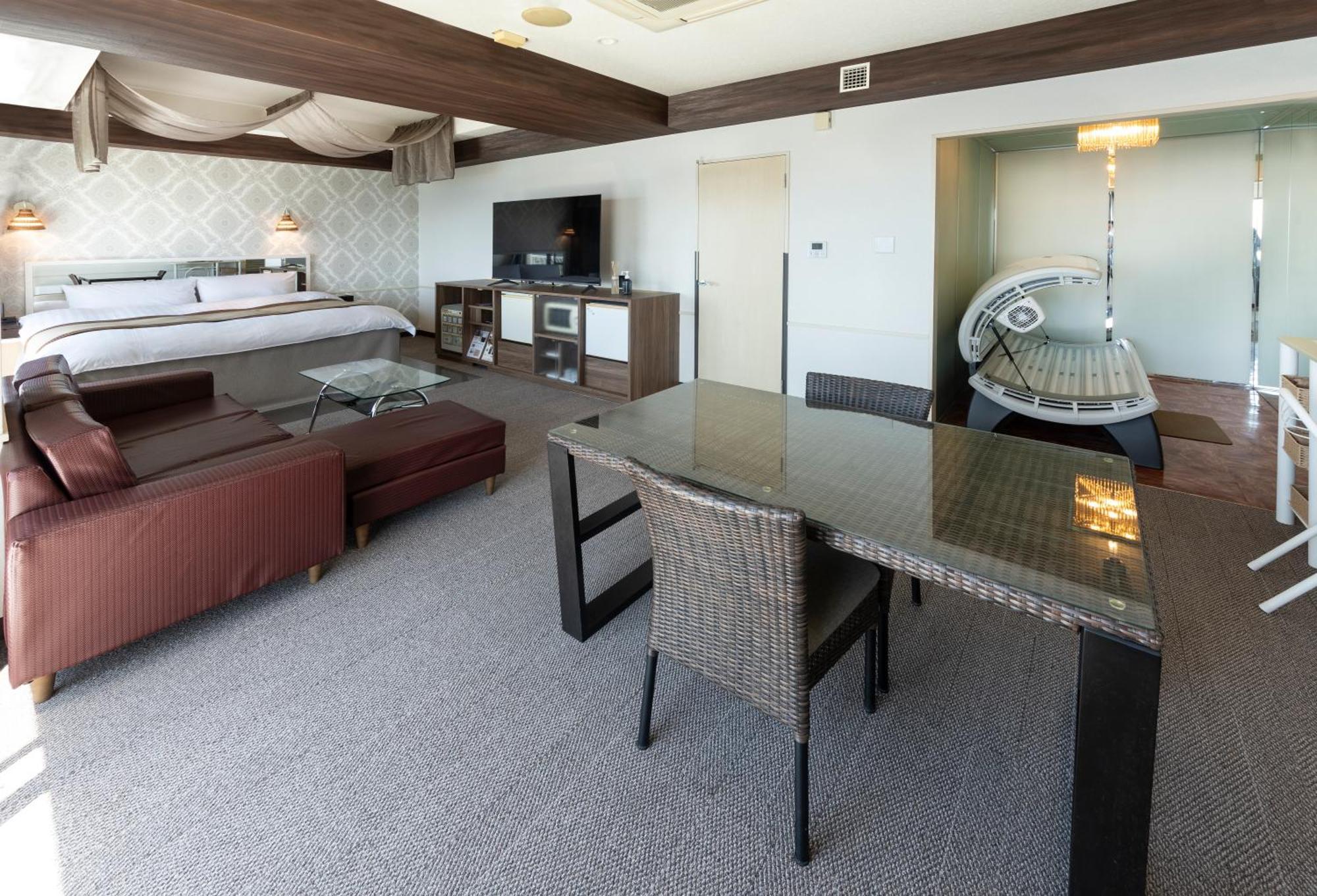 Nagasaki Chapel Coconuts Hotel ＆Resort Isahaya Екстериор снимка